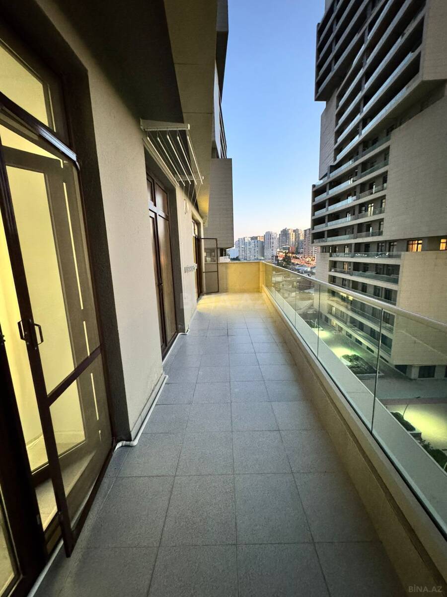 3 otaqlı Yeni tikili, 8 Noyabr m., Bakı