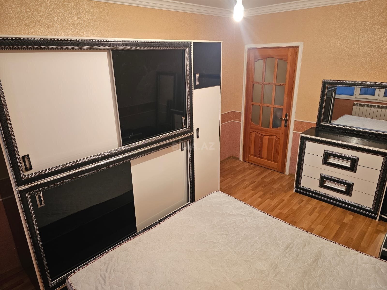 4 otaqlı Yeni tikili, Badamdar q., Bakı