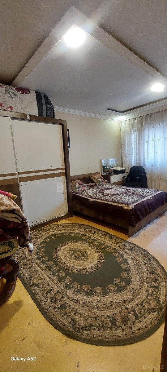 5 otaqlı Köhnə tikili, İnşaatçılar m., Bakı