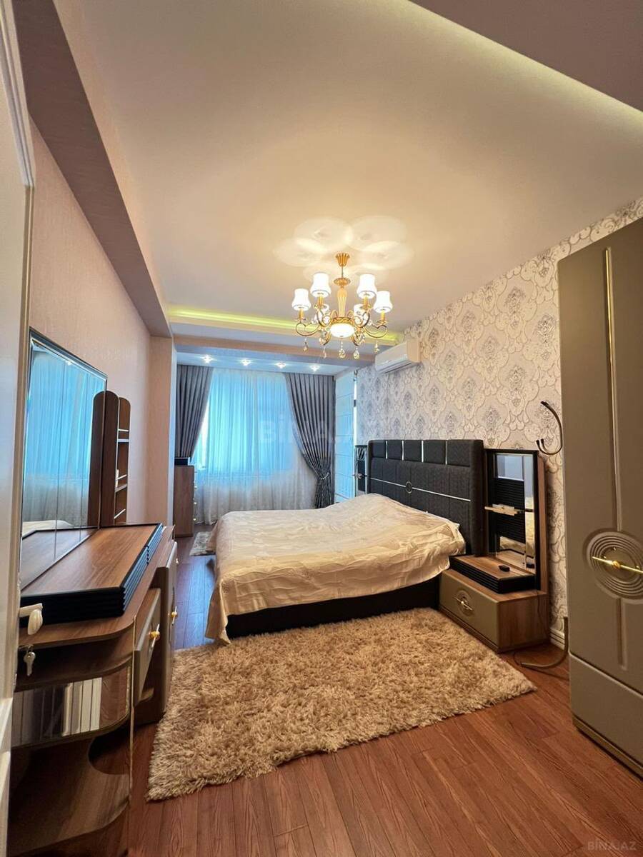 4 otaqlı Yeni tikili, 8 Noyabr m., Bakı