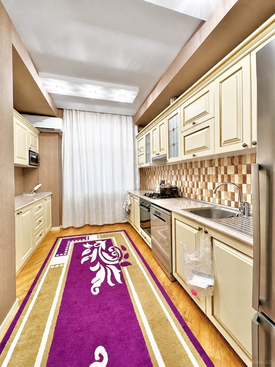 3 otaqlı Yeni tikili, Qara Qarayev m., Bakı