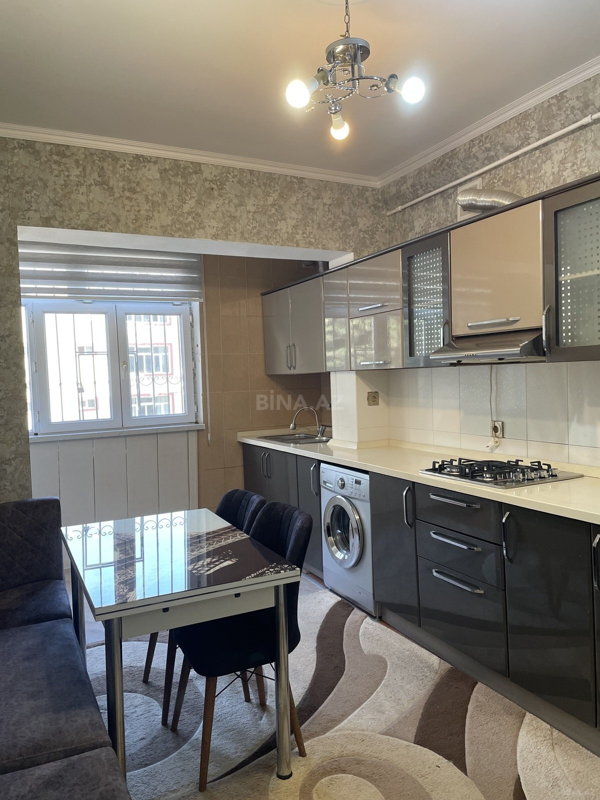 2 otaqlı Köhnə tikili, Bakıxanov q., Bakı