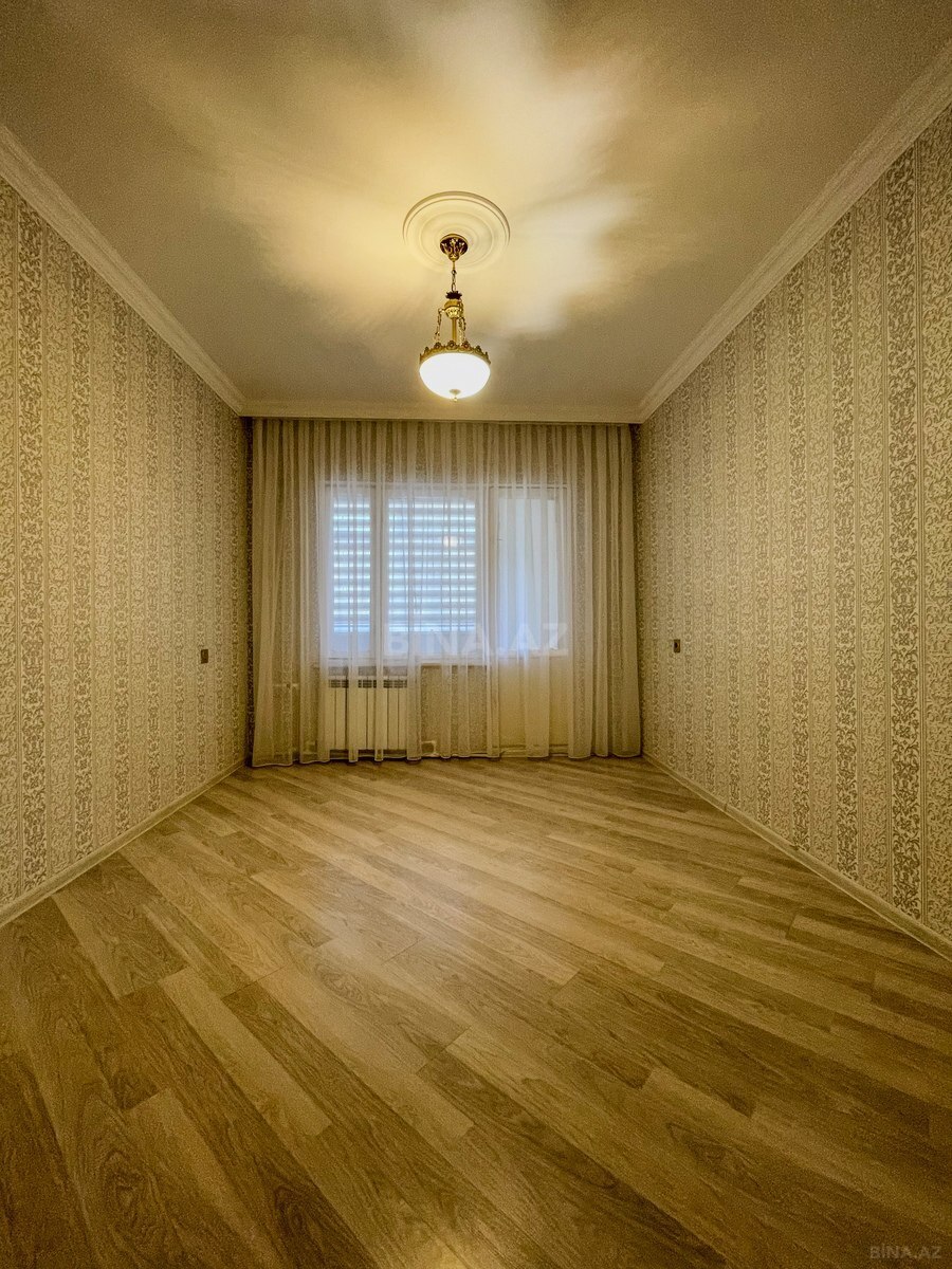 2 otaqlı Köhnə tikili, Bakıxanov q., Bakı