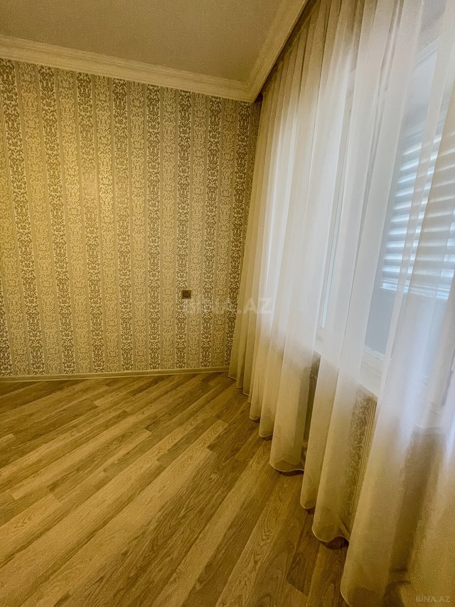 2 otaqlı Köhnə tikili, Bakıxanov q., Bakı