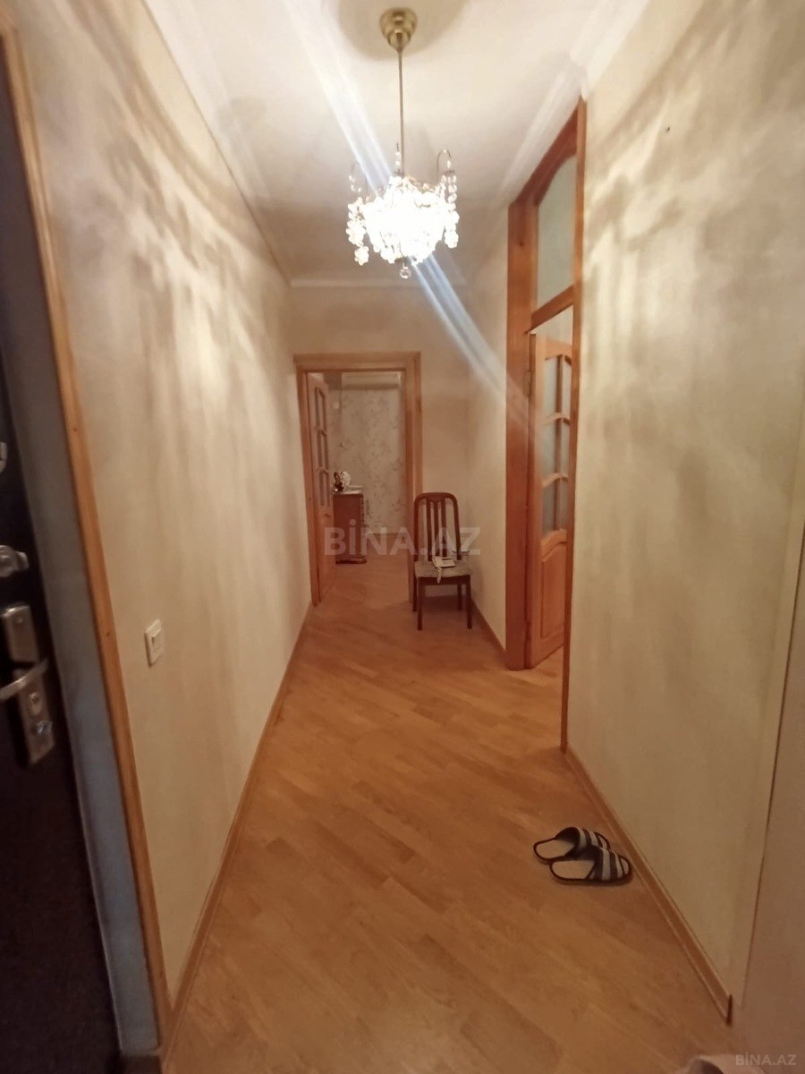 2 otaqlı Köhnə tikili, Azadlıq Prospekti m., Bakı