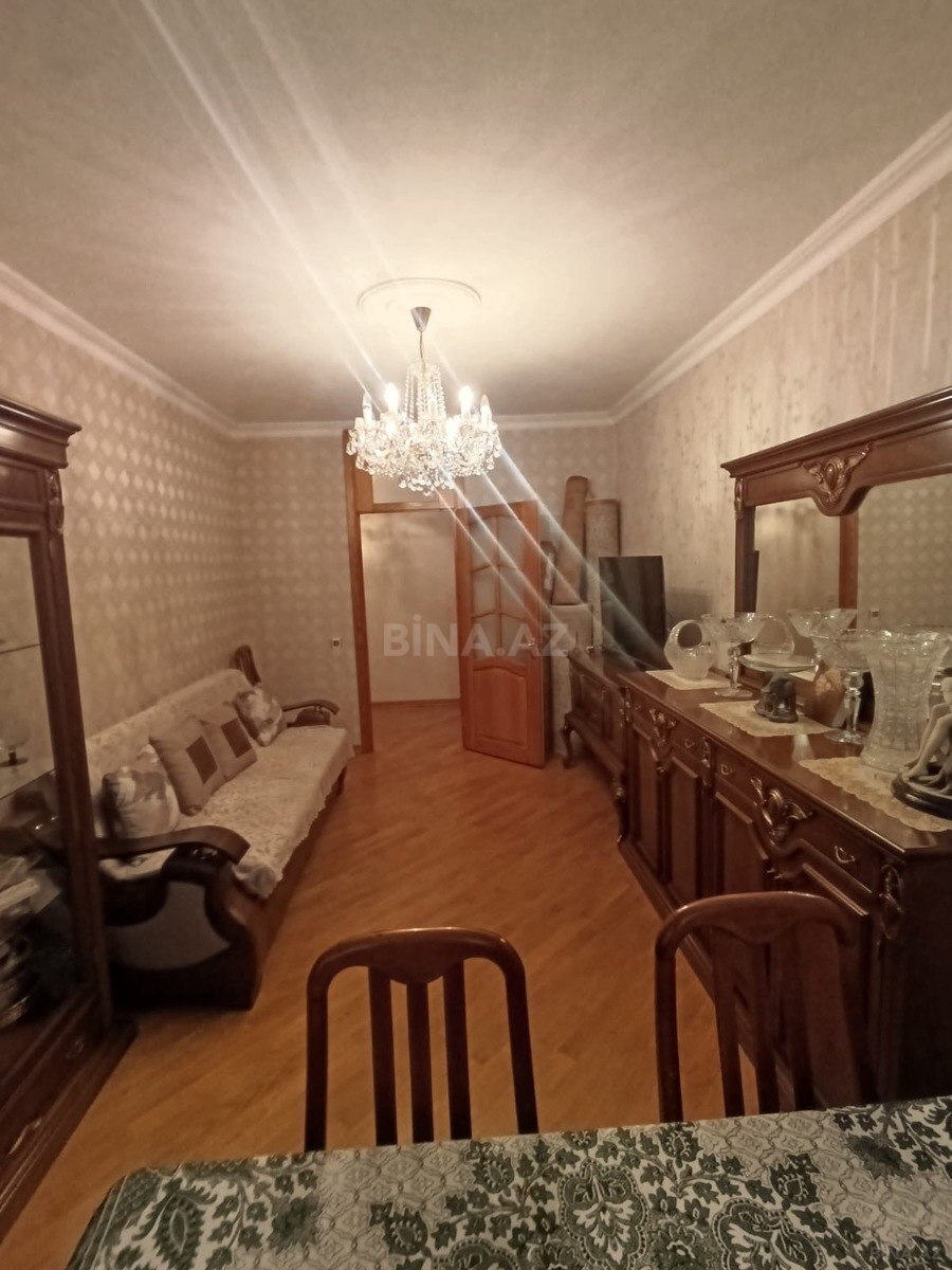 2 otaqlı Köhnə tikili, Azadlıq Prospekti m., Bakı