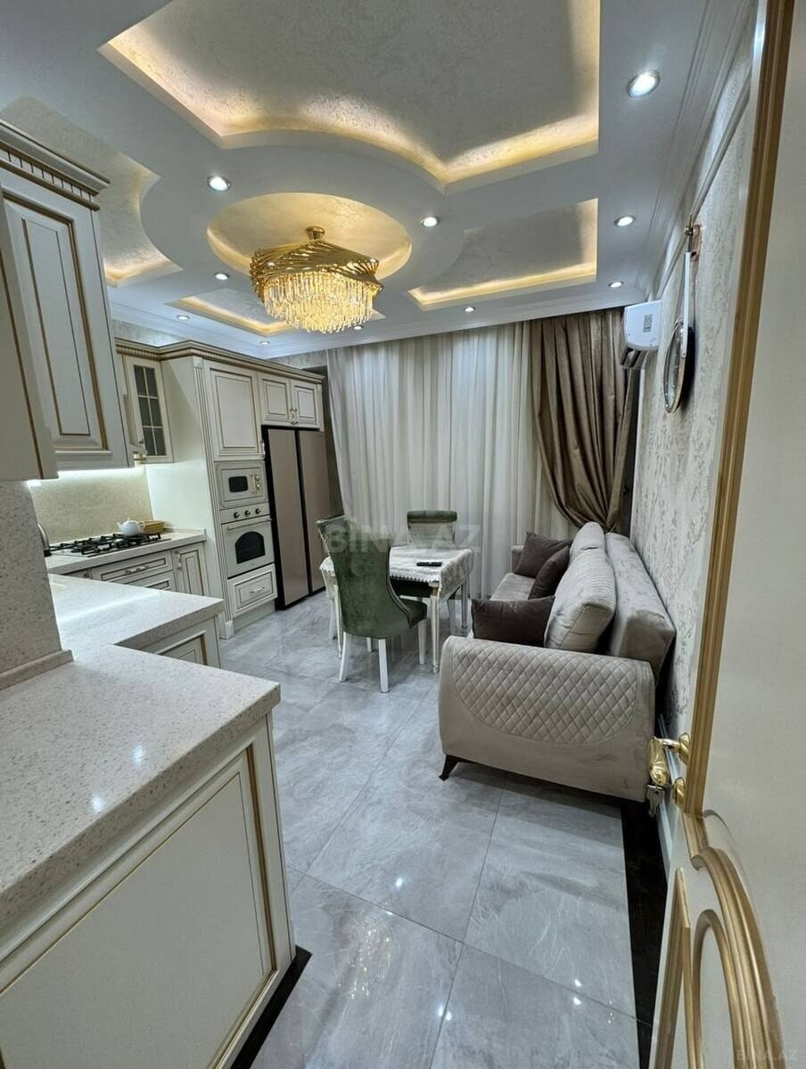3 otaqlı Yeni tikili, 8 Noyabr m., Bakı