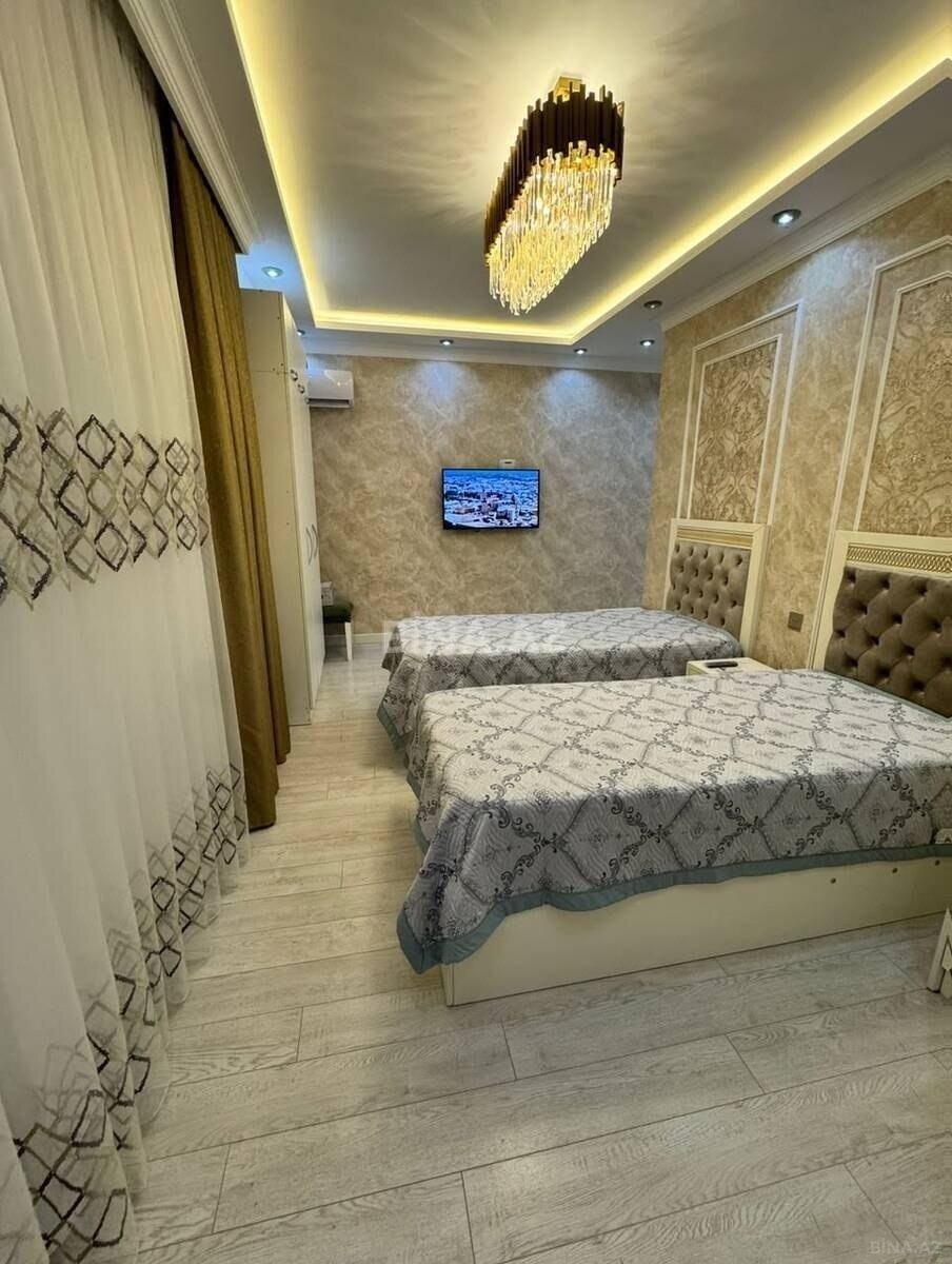 3 otaqlı Yeni tikili, 8 Noyabr m., Bakı