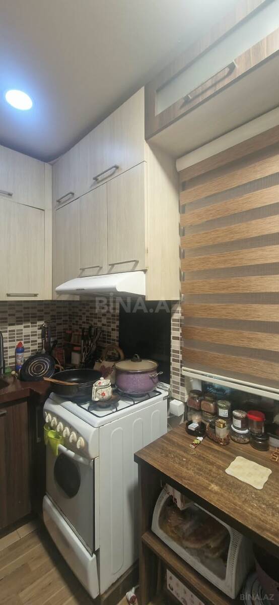 3 otaqlı Köhnə tikili, Yeni Yasamal q., Bakı