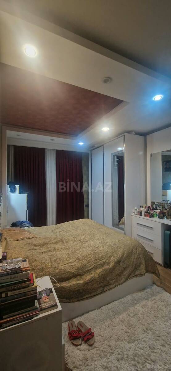 3 otaqlı Köhnə tikili, Yeni Yasamal q., Bakı