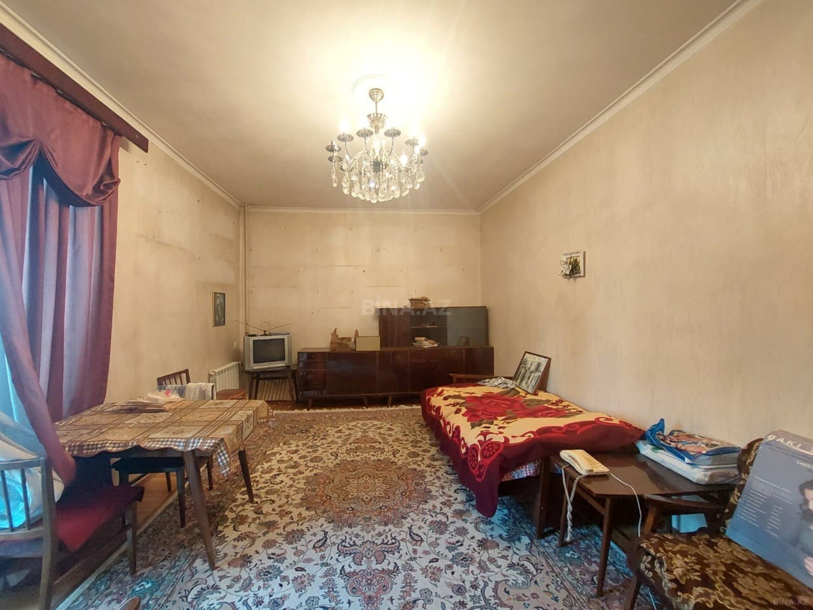 2 otaqlı Köhnə tikili, Elmlər Akademiyası m., Bakı
