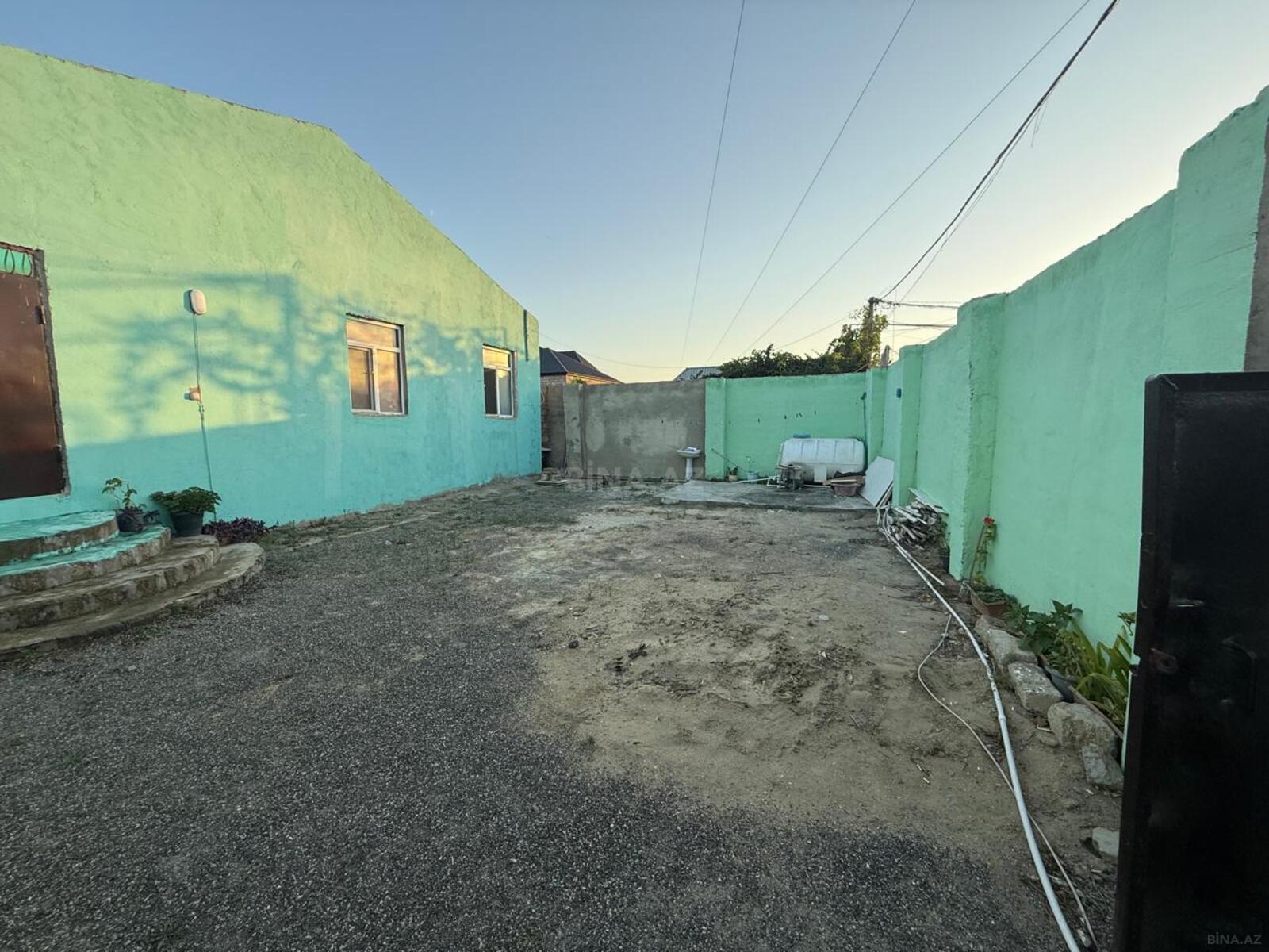 3 otaqlı Həyət evi/Bağ evi, Buzovna q., Bakı