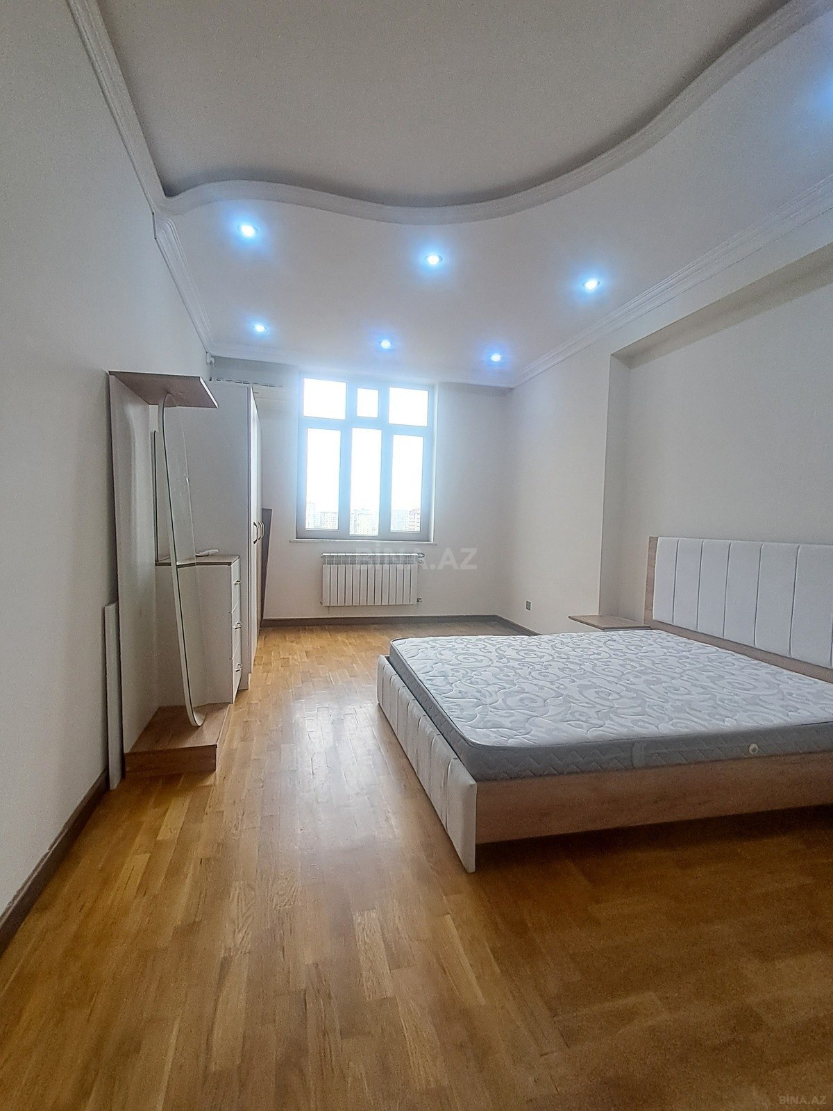 2 otaqlı Yeni tikili, İnşaatçılar m., Bakı