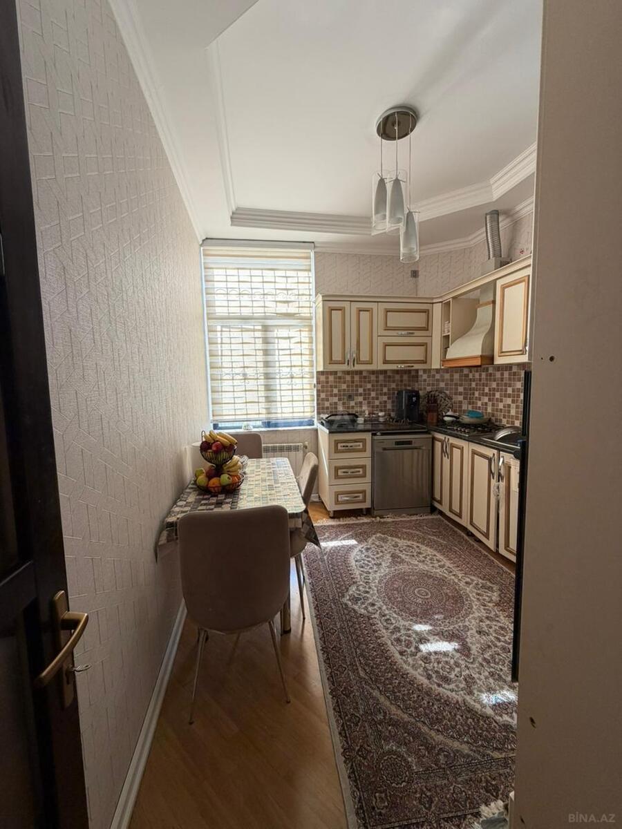 3 otaqlı Yeni tikili, İnşaatçılar m., Bakı