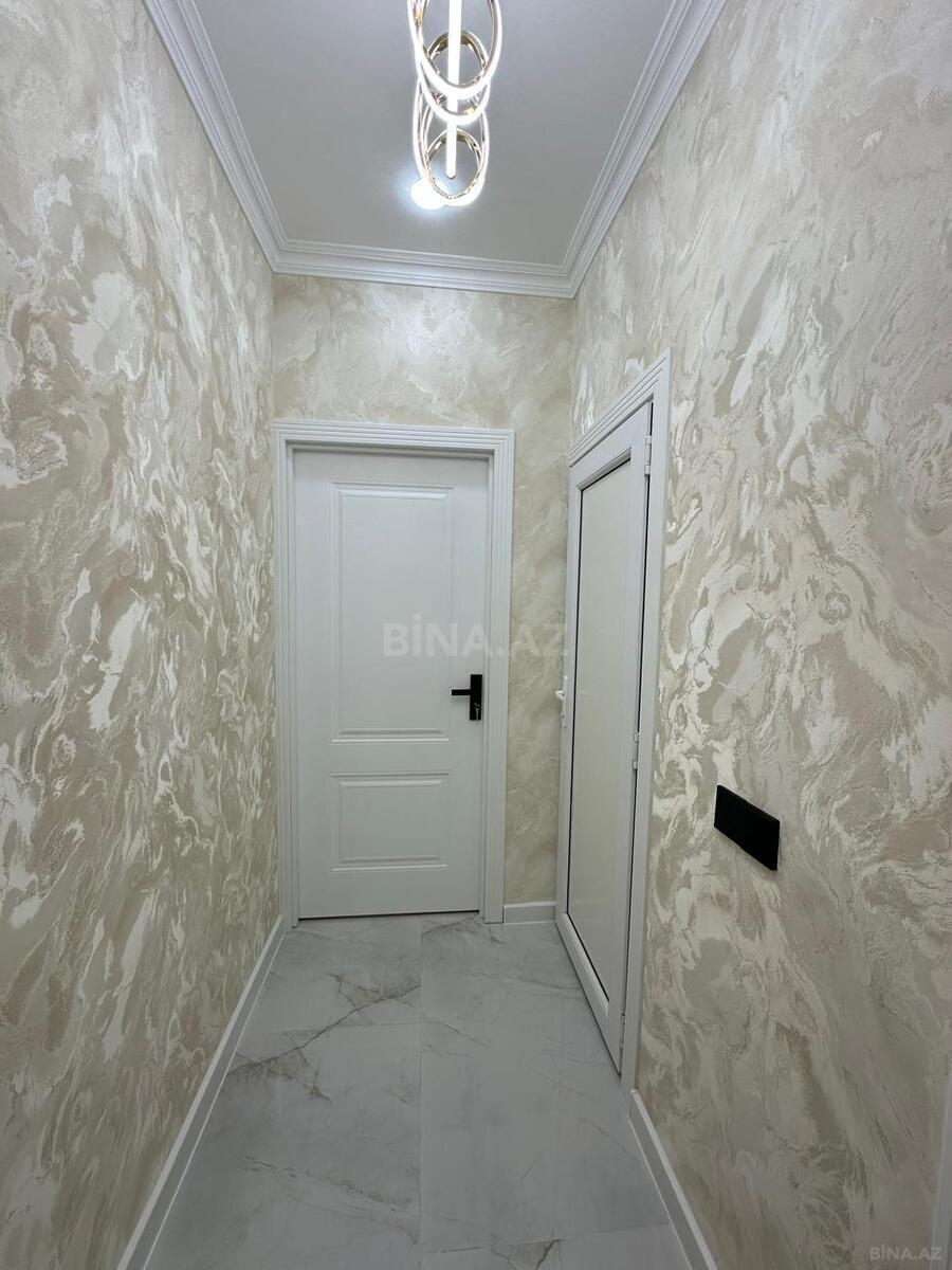 3 otaqlı Köhnə tikili, Memar Əcəmi m., Bakı
