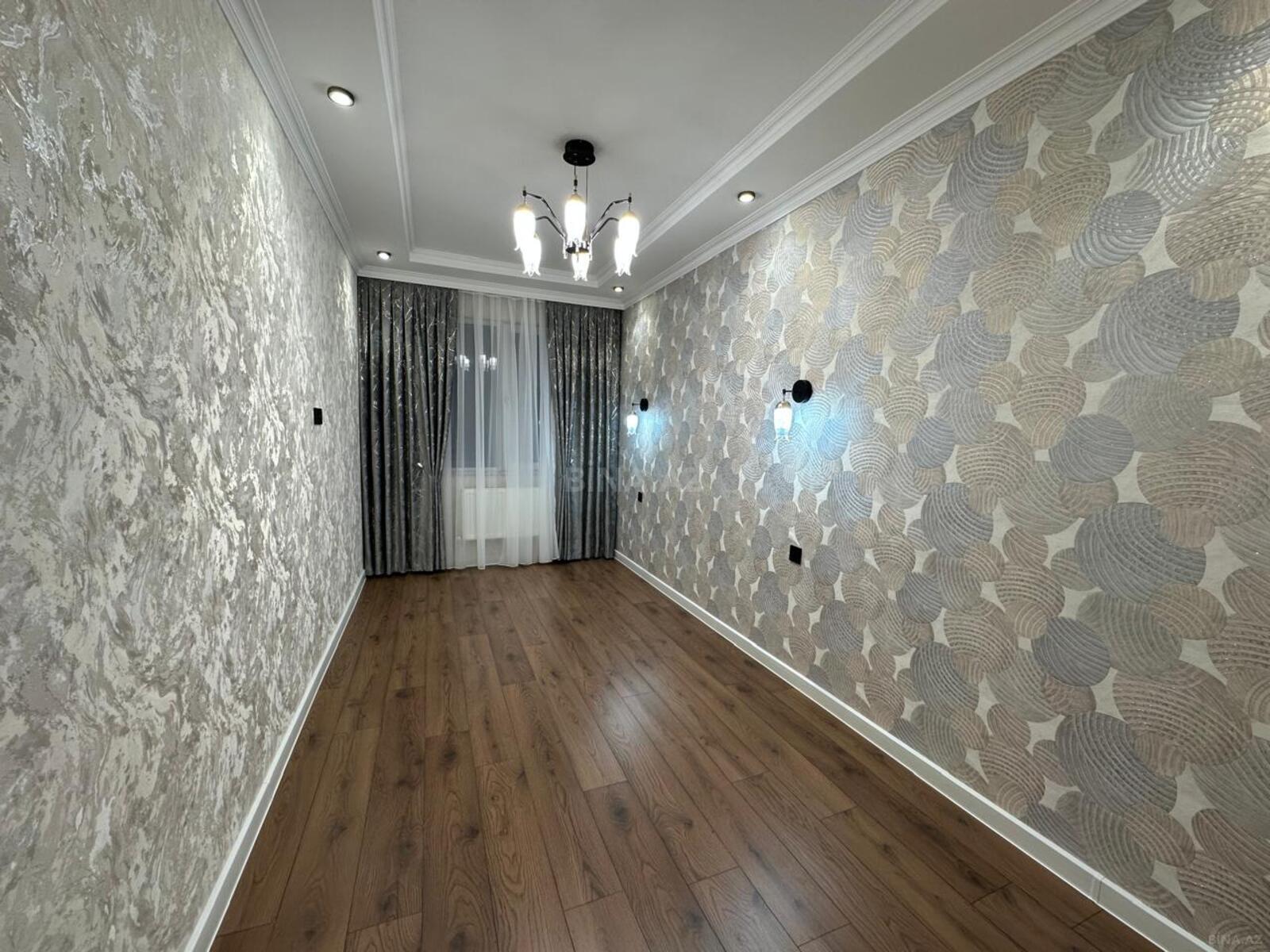 3 otaqlı Köhnə tikili, Memar Əcəmi m., Bakı