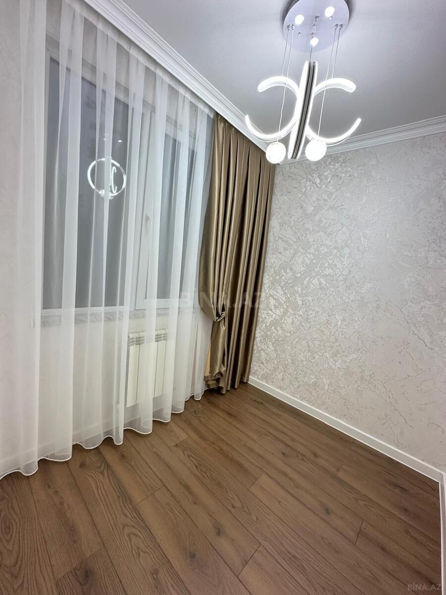 3 otaqlı Köhnə tikili, Memar Əcəmi m., Bakı