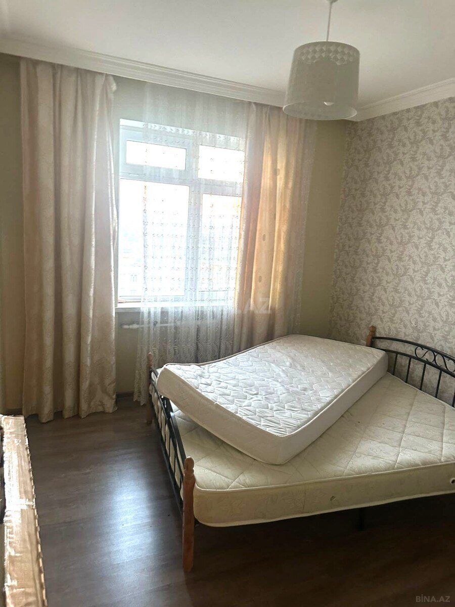 5 otaqlı Köhnə tikili, Yeni Günəşli q., Bakı