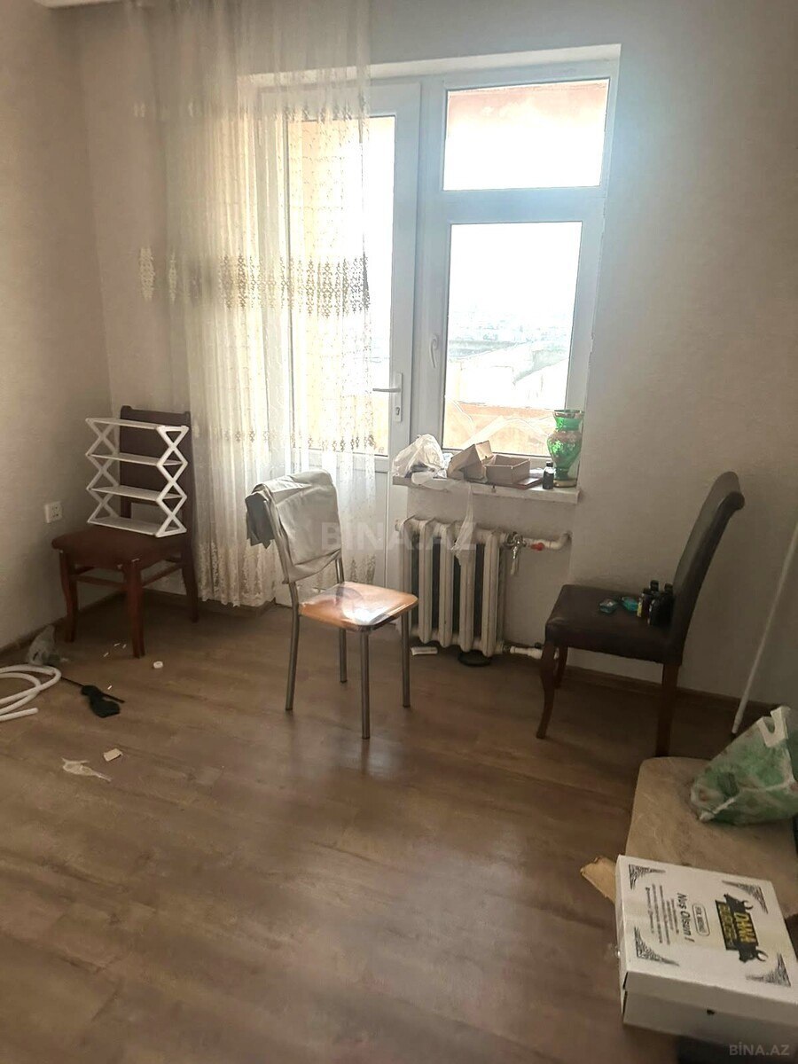 5 otaqlı Köhnə tikili, Yeni Günəşli q., Bakı