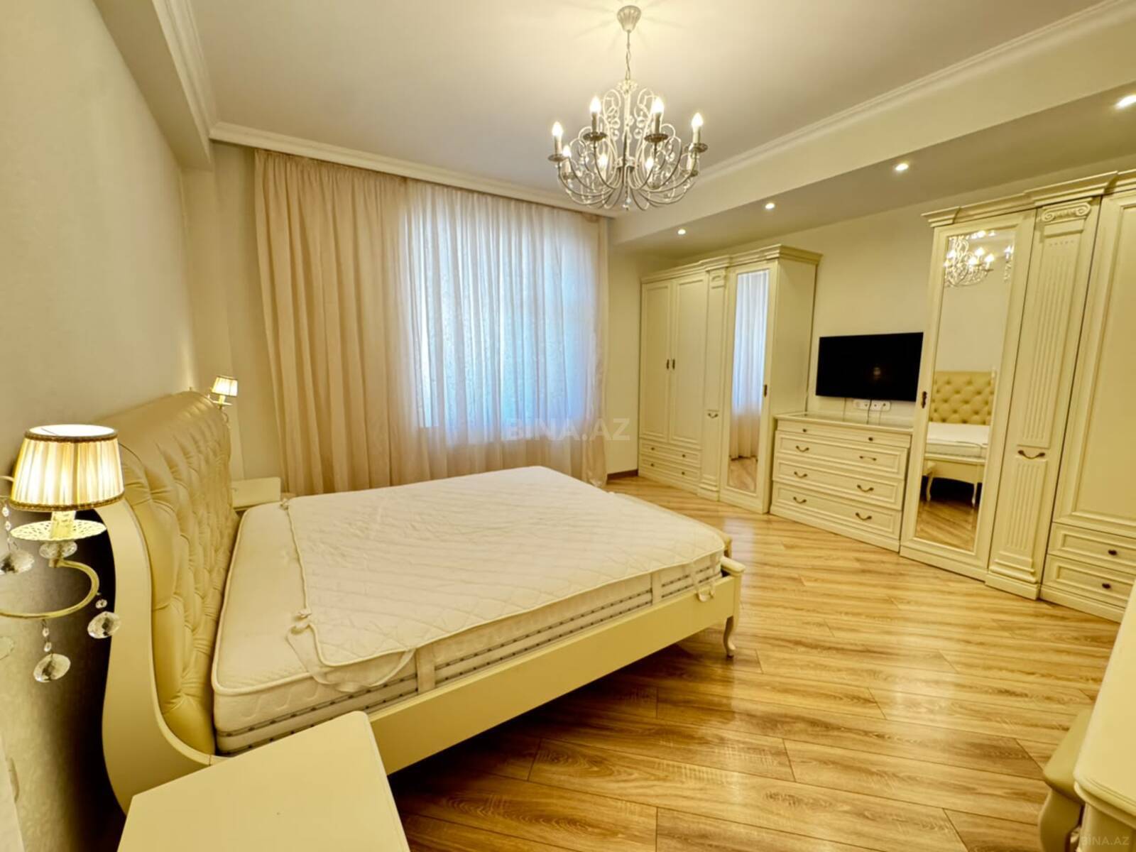 4 otaqlı Yeni tikili, Xətai r., Bakı
