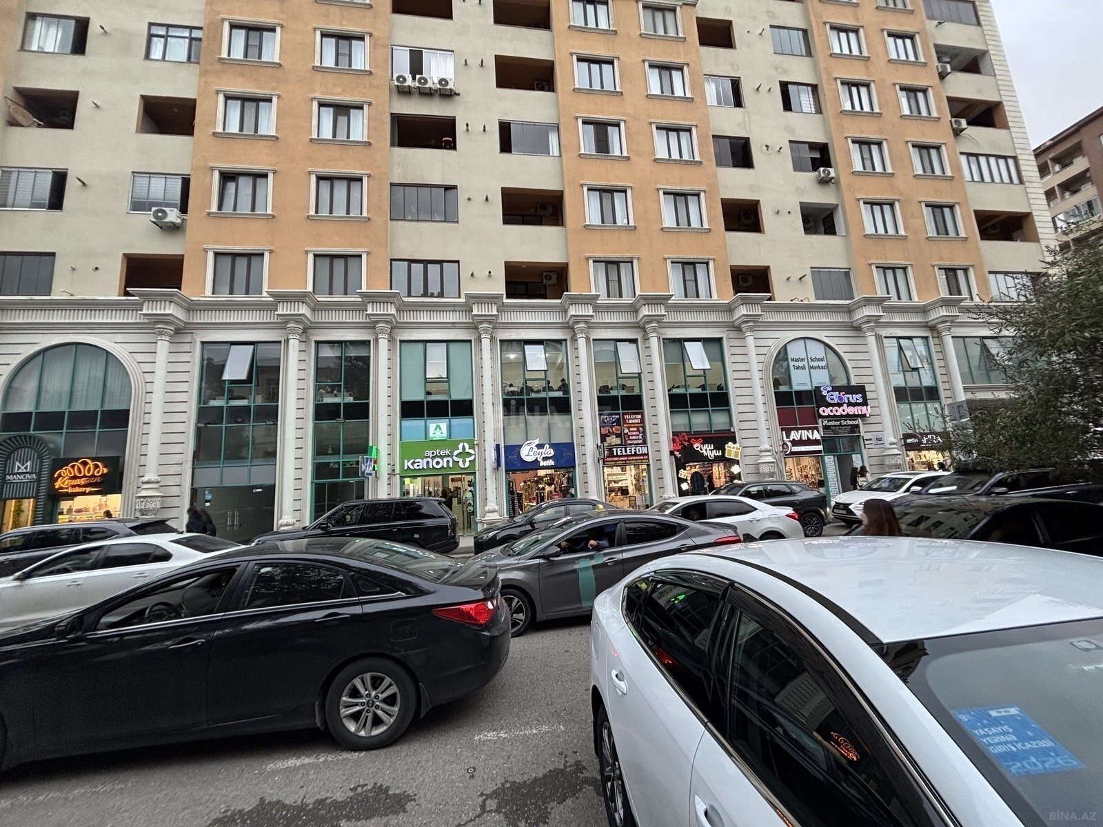 2 otaqlı Yeni tikili, Elmlər Akademiyası m., Bakı