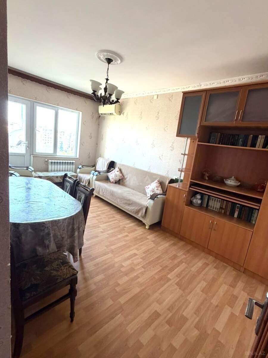 2 otaqlı Köhnə tikili, Bakıxanov q., Bakı
