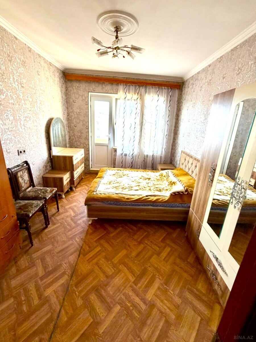 2 otaqlı Köhnə tikili, Bakıxanov q., Bakı