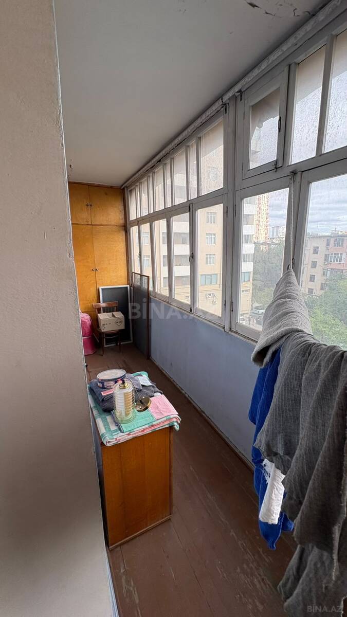4 otaqlı Köhnə tikili, 20 Yanvar m., Bakı