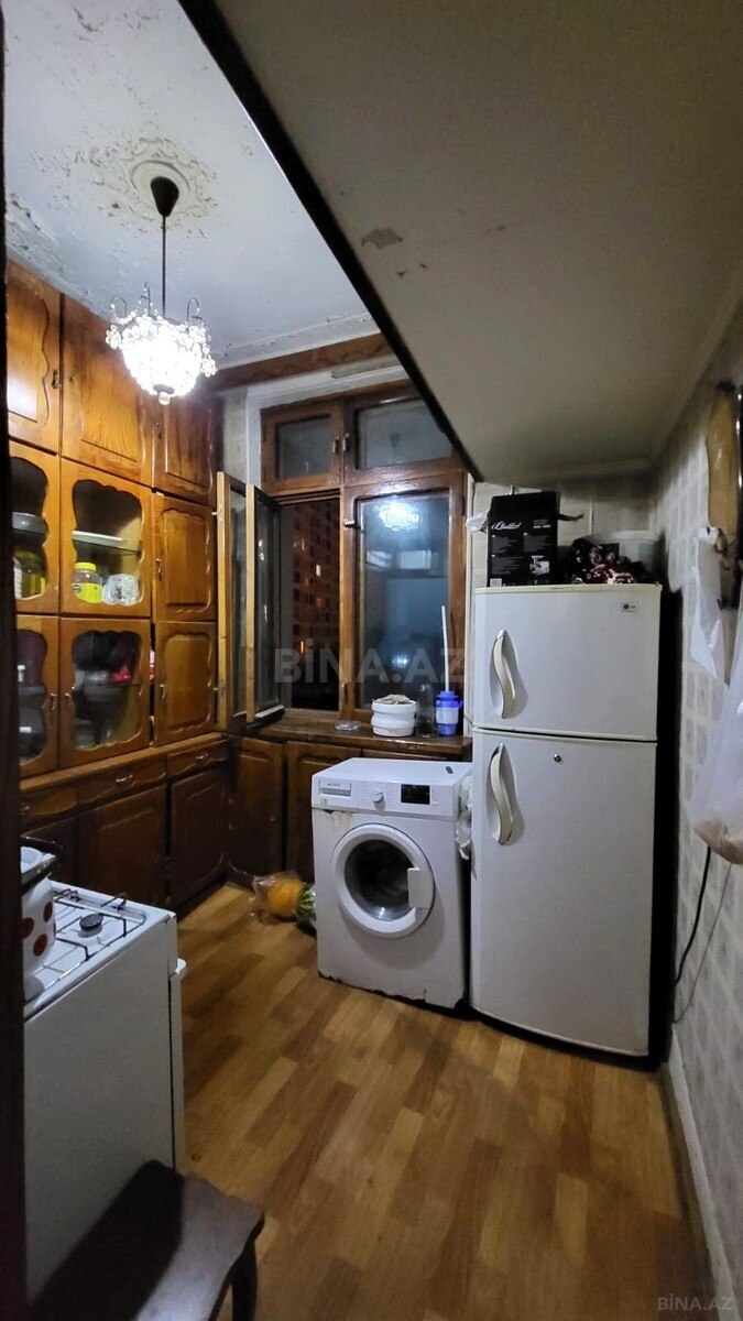 2 otaqlı Köhnə tikili, 28 May m., Bakı