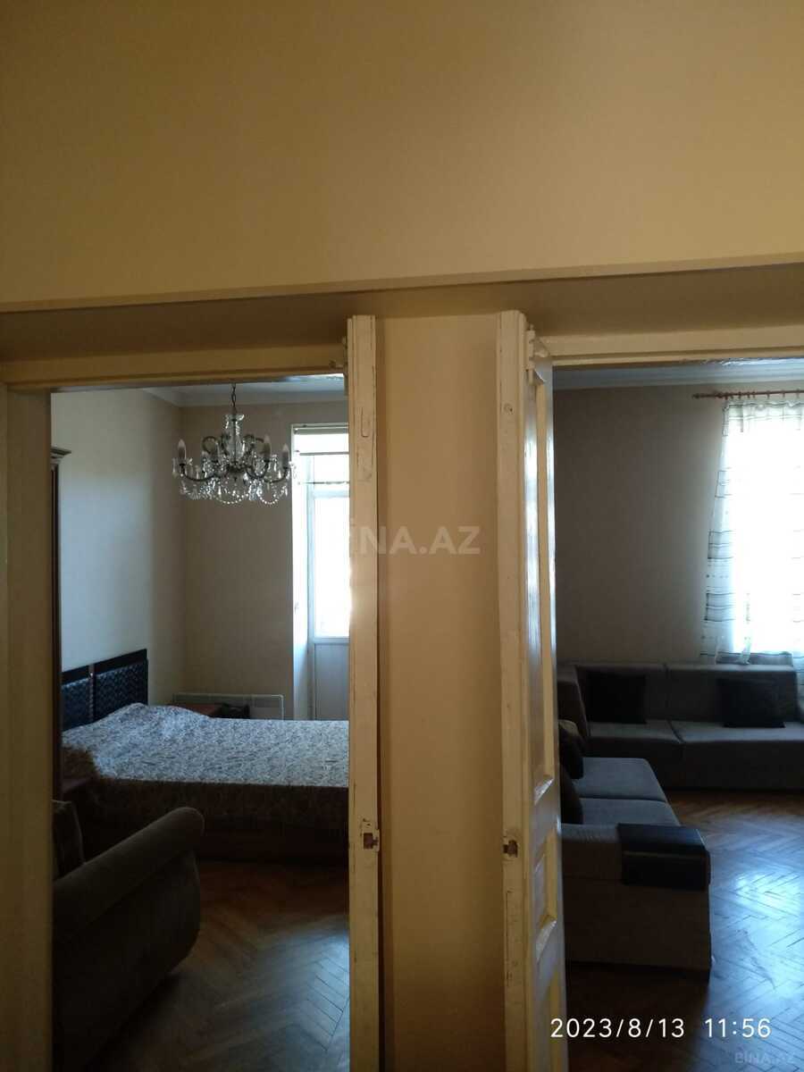3 otaqlı Köhnə tikili, İçəri Şəhər m., Bakı
