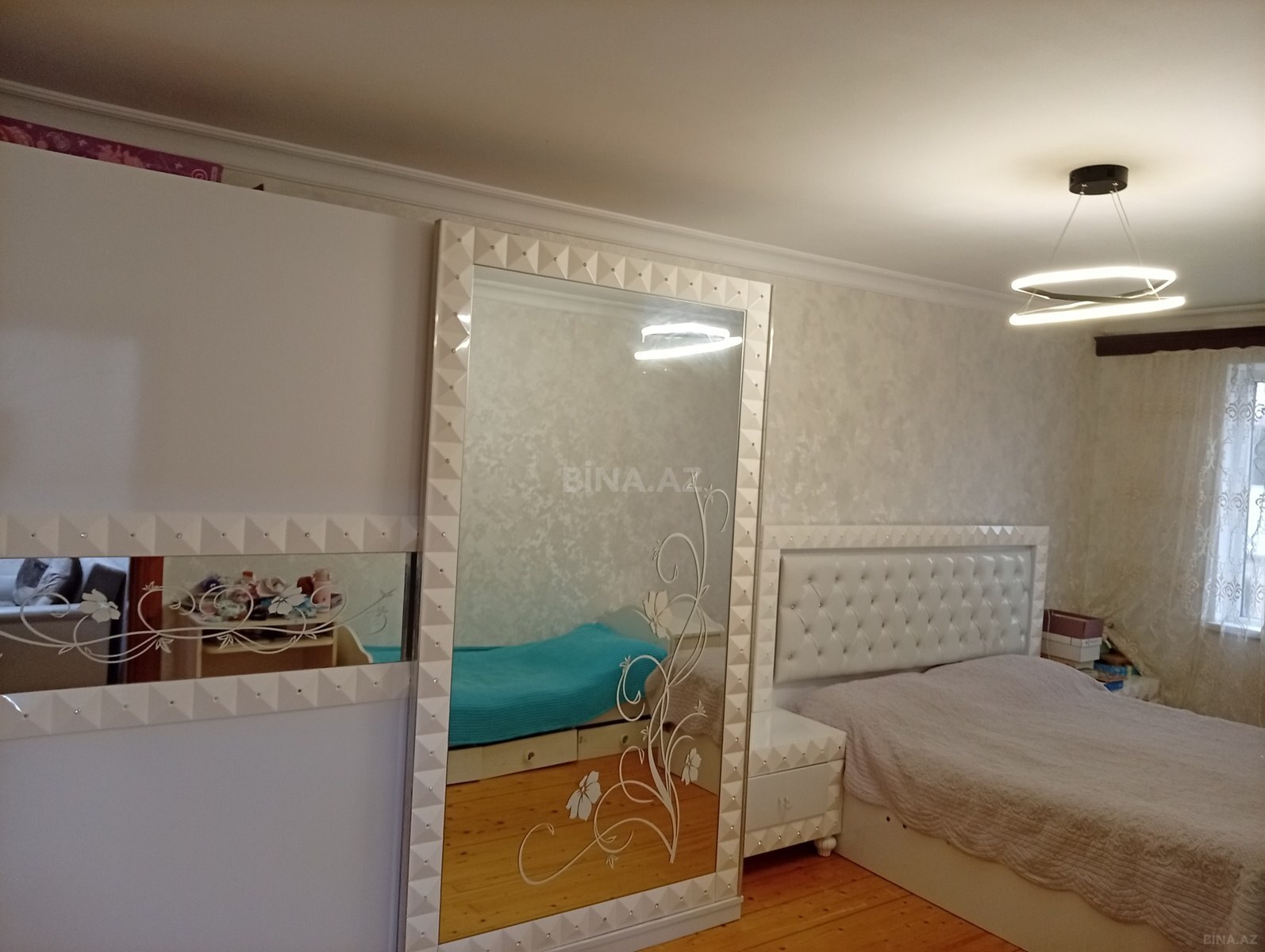 3 otaqlı Köhnə tikili, 8-ci kilometr q., Bakı