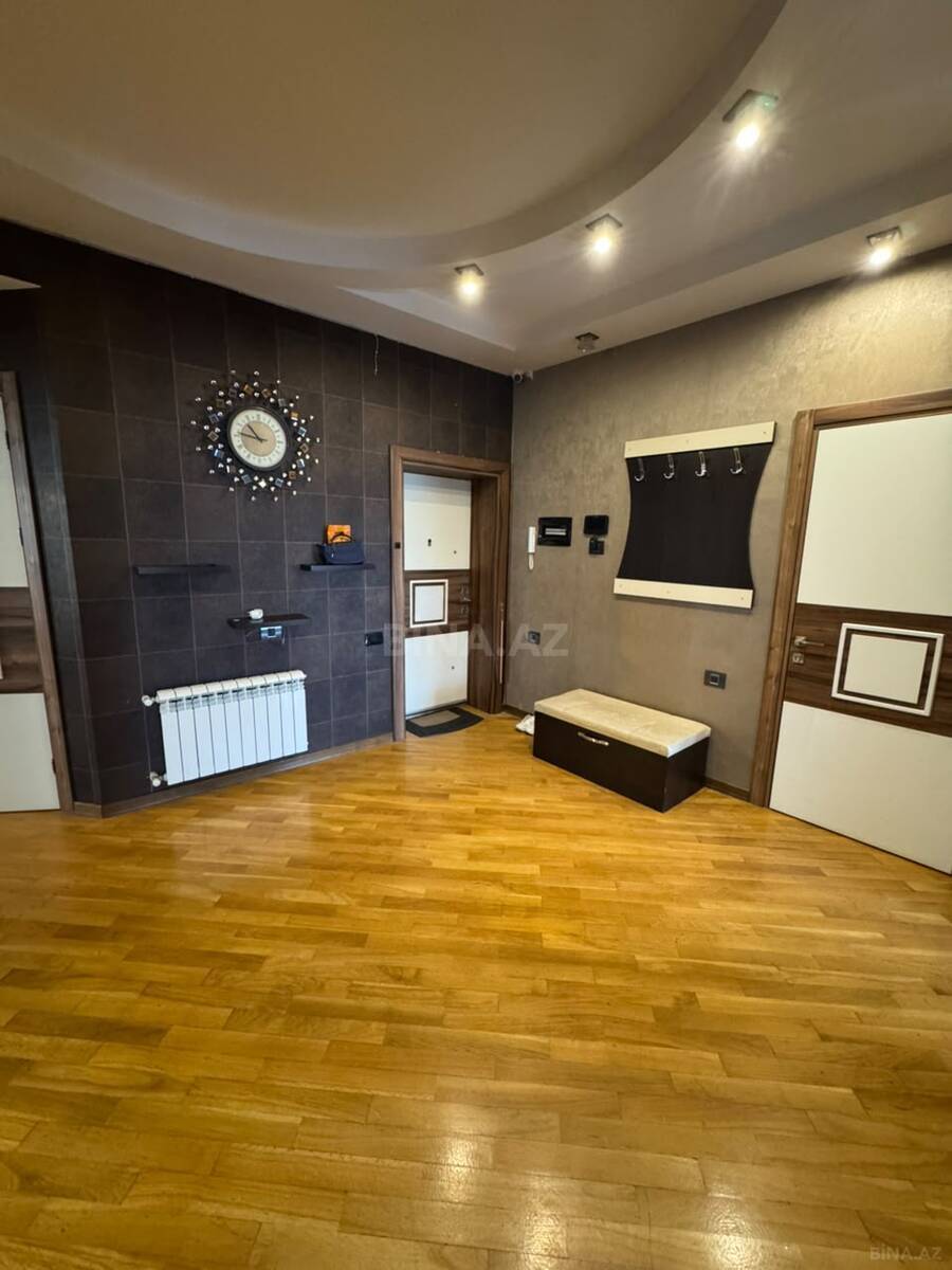 3 otaqlı Yeni tikili, Şah İsmayıl Xətai m., Bakı