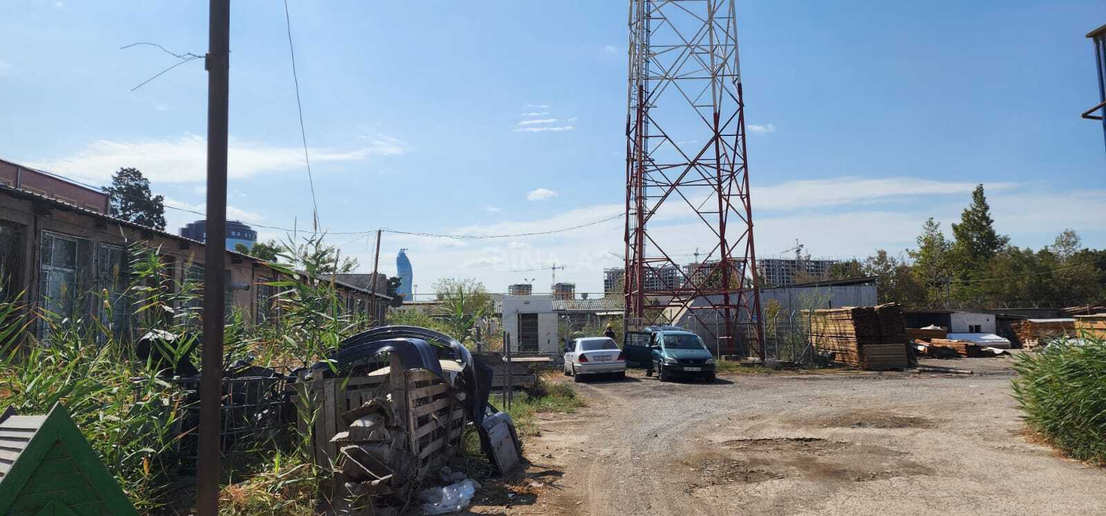 Torpaq Bakmil m., Bakı