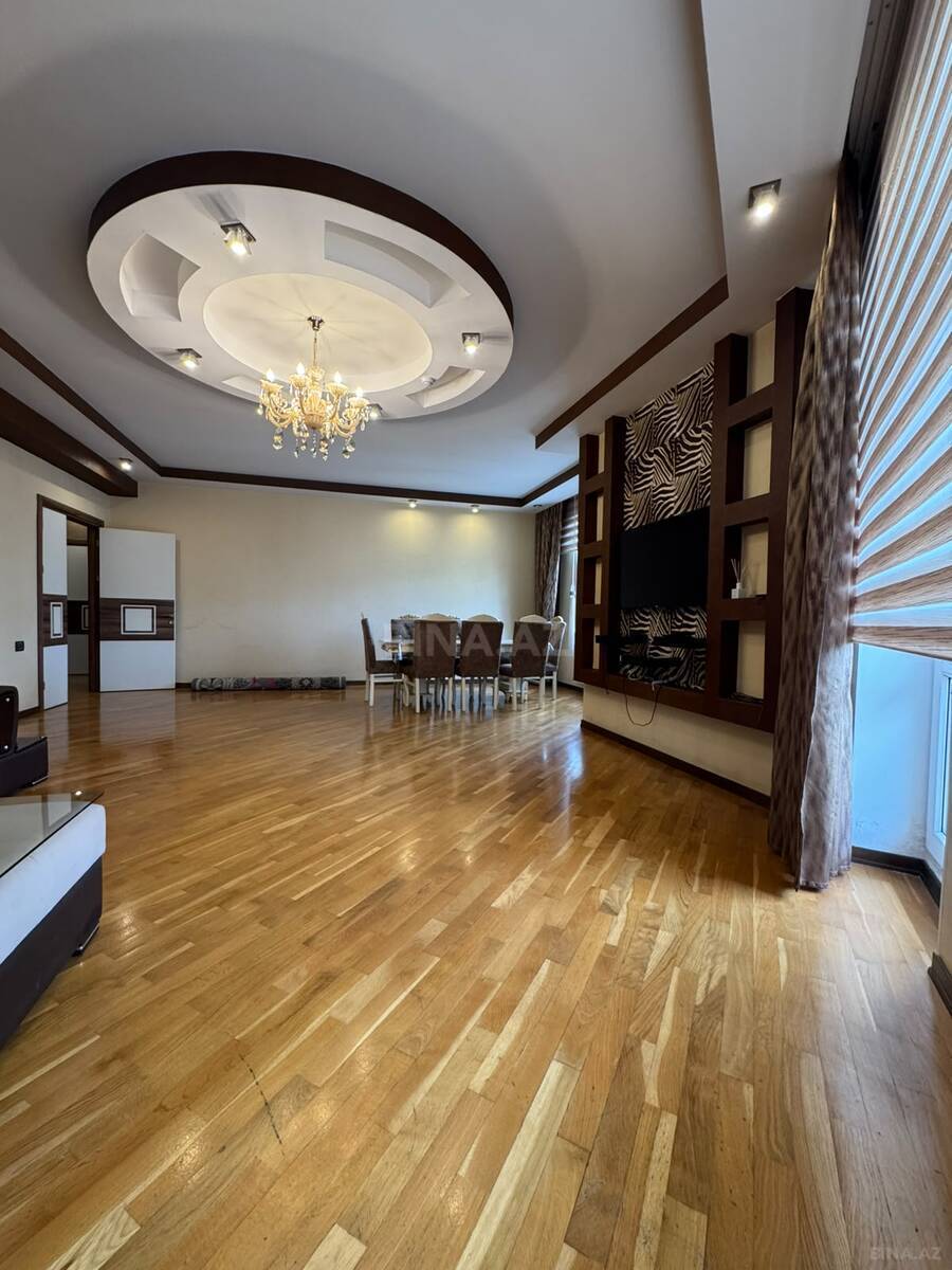 3 otaqlı Yeni tikili, Şah İsmayıl Xətai m., Bakı