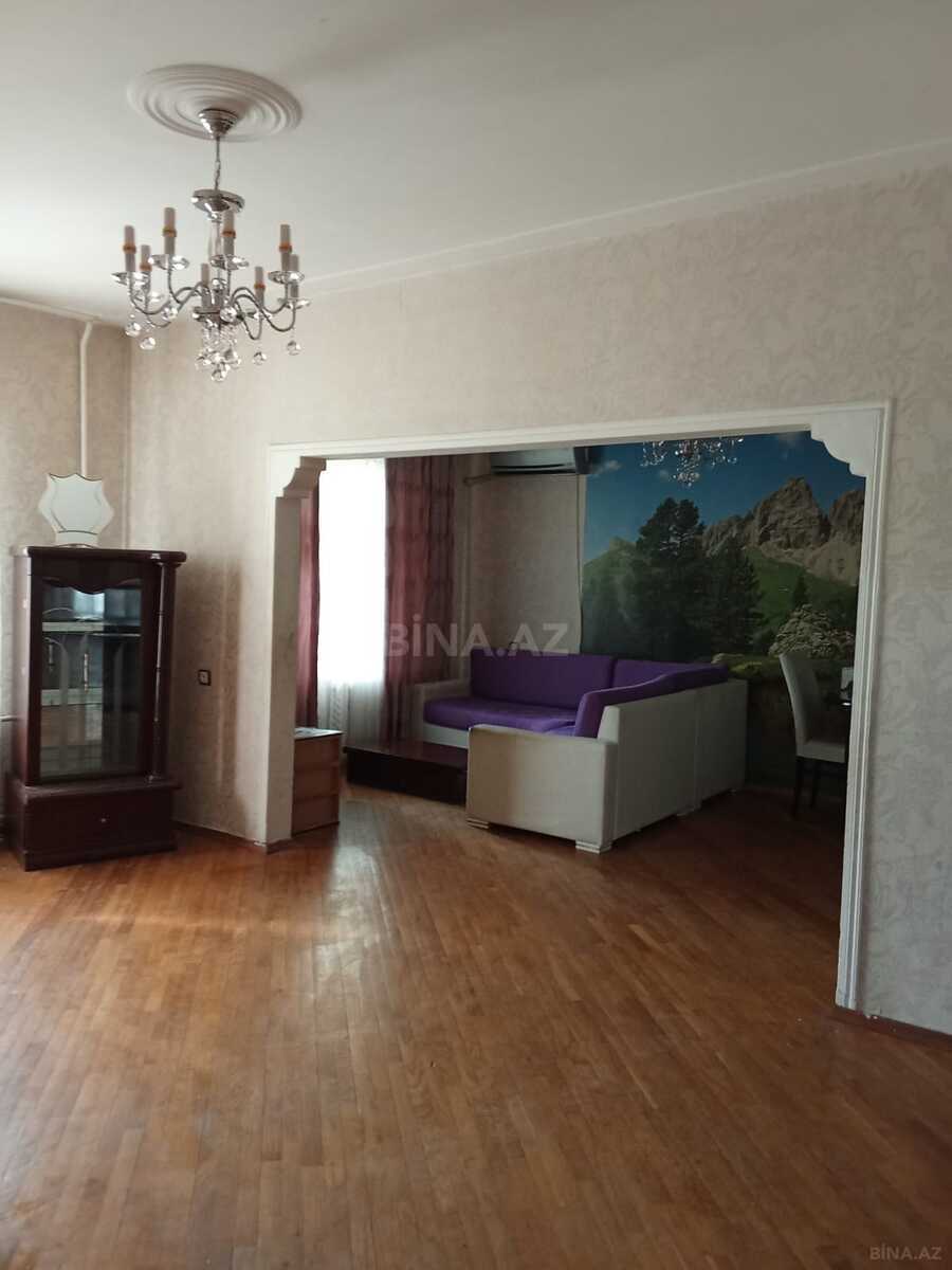5 otaqlı Köhnə tikili, İnşaatçılar m., Bakı