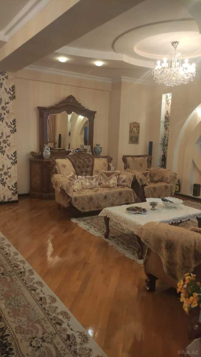4 otaqlı Yeni tikili, İnşaatçılar m., Bakı