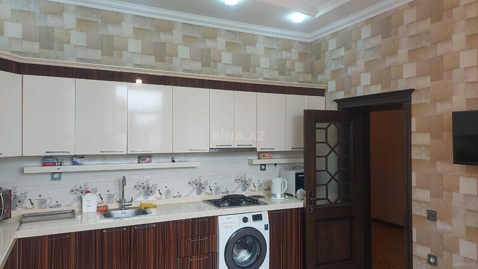 5 otaqlı Həyət evi/Bağ evi, Mərdəkan q., Bakı