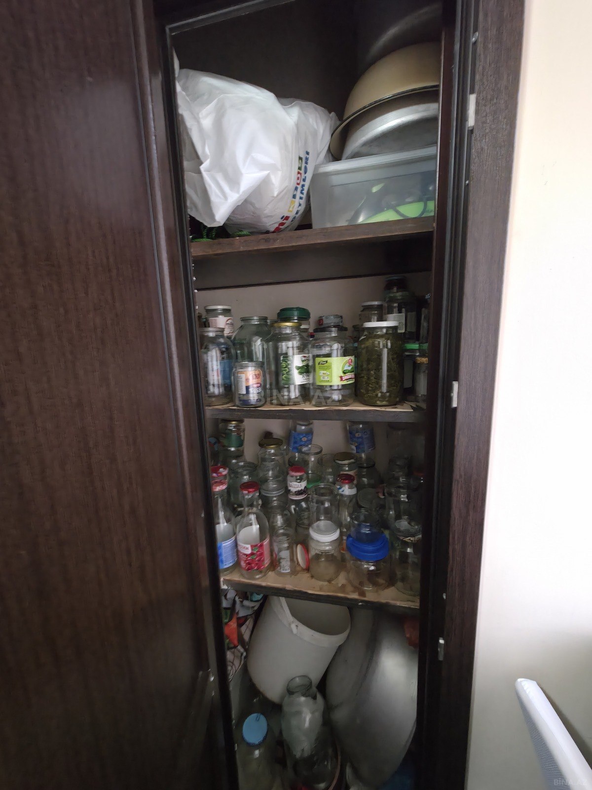 3 otaqlı Köhnə tikili, Bakıxanov q., Bakı