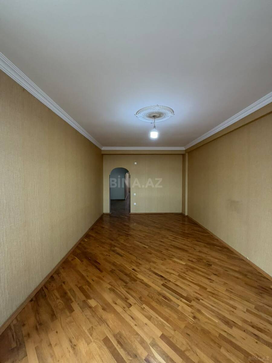 3 otaqlı Yeni tikili, İnşaatçılar m., Bakı