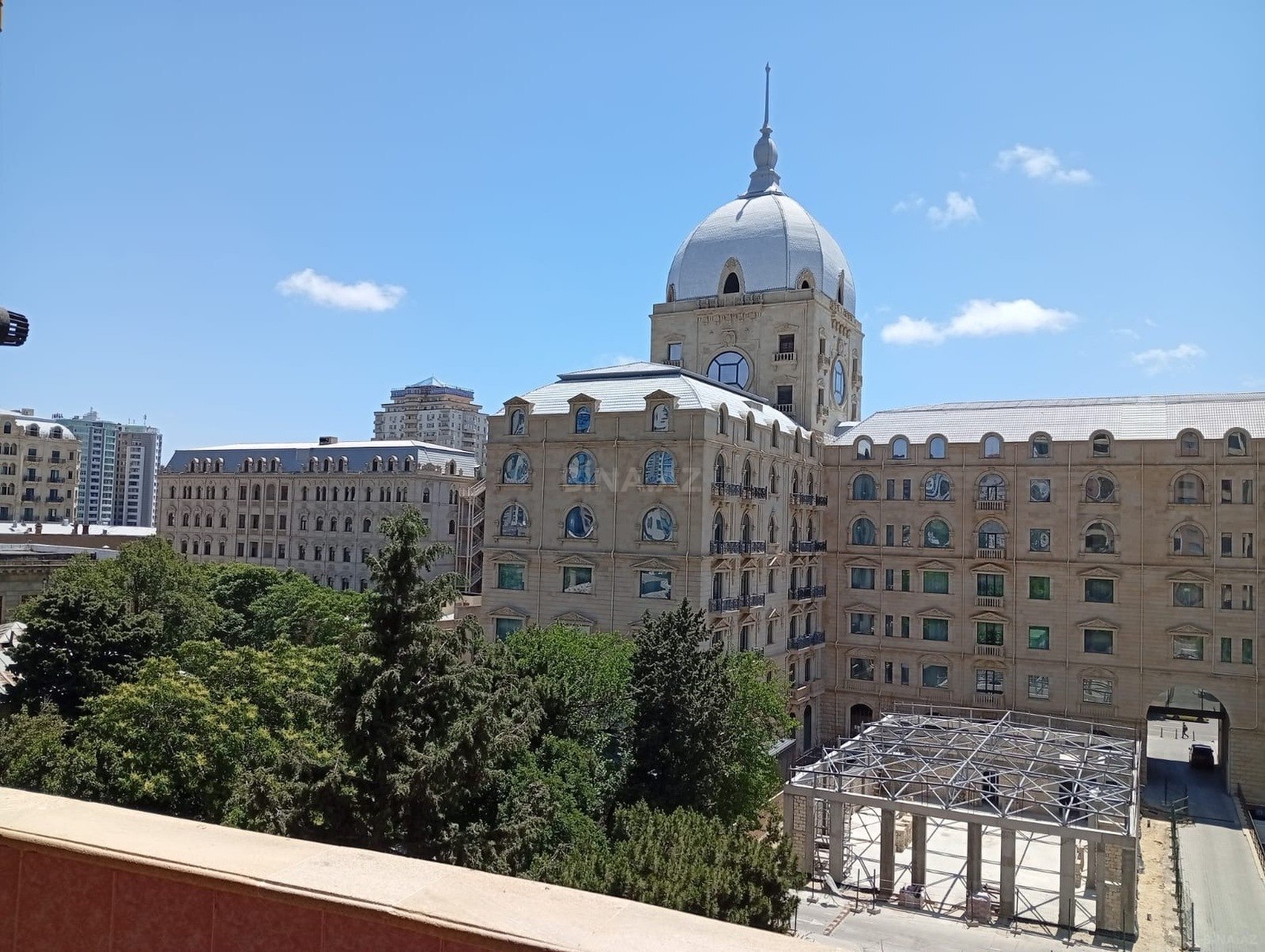 5 otaqlı Yeni tikili, Nizami m., Bakı