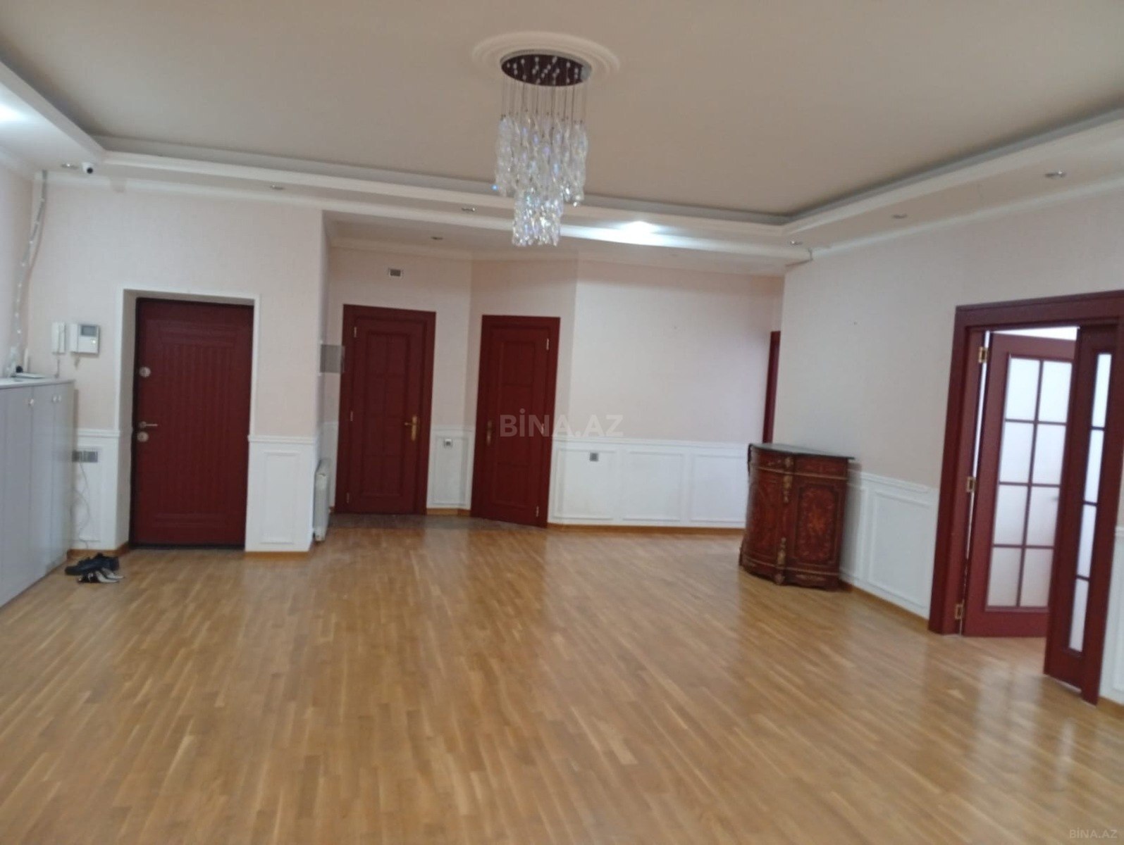 5 otaqlı Yeni tikili, Nizami m., Bakı