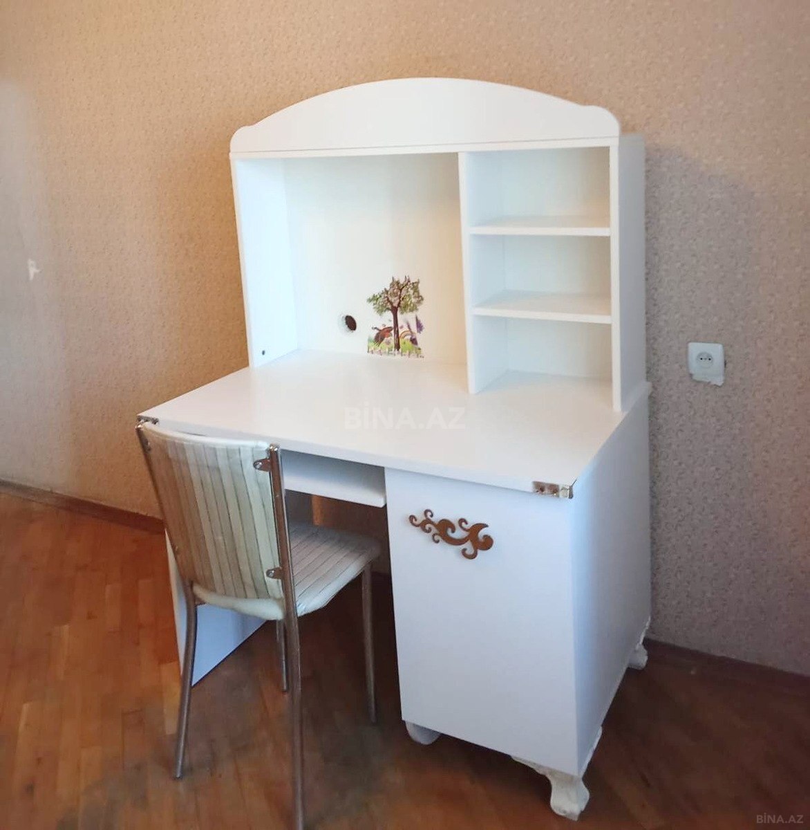 4 otaqlı Köhnə tikili, İnşaatçılar m., Bakı