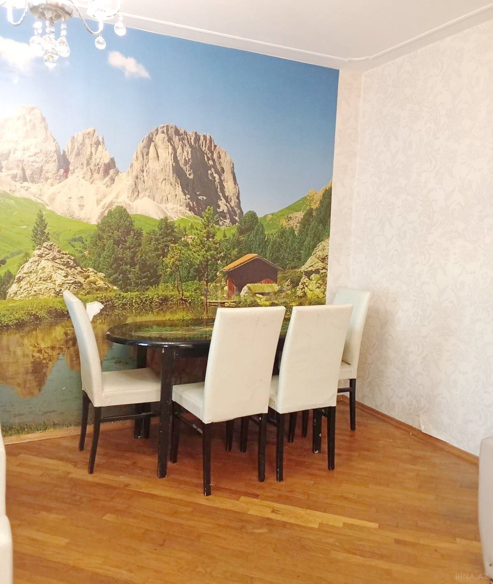 4 otaqlı Köhnə tikili, İnşaatçılar m., Bakı