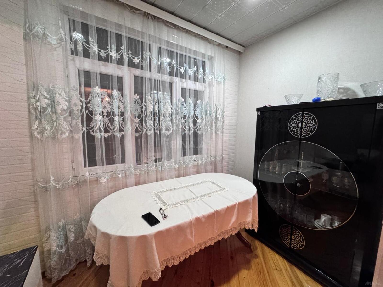 3 otaqlı Köhnə tikili, Azadlıq Prospekti m., Bakı