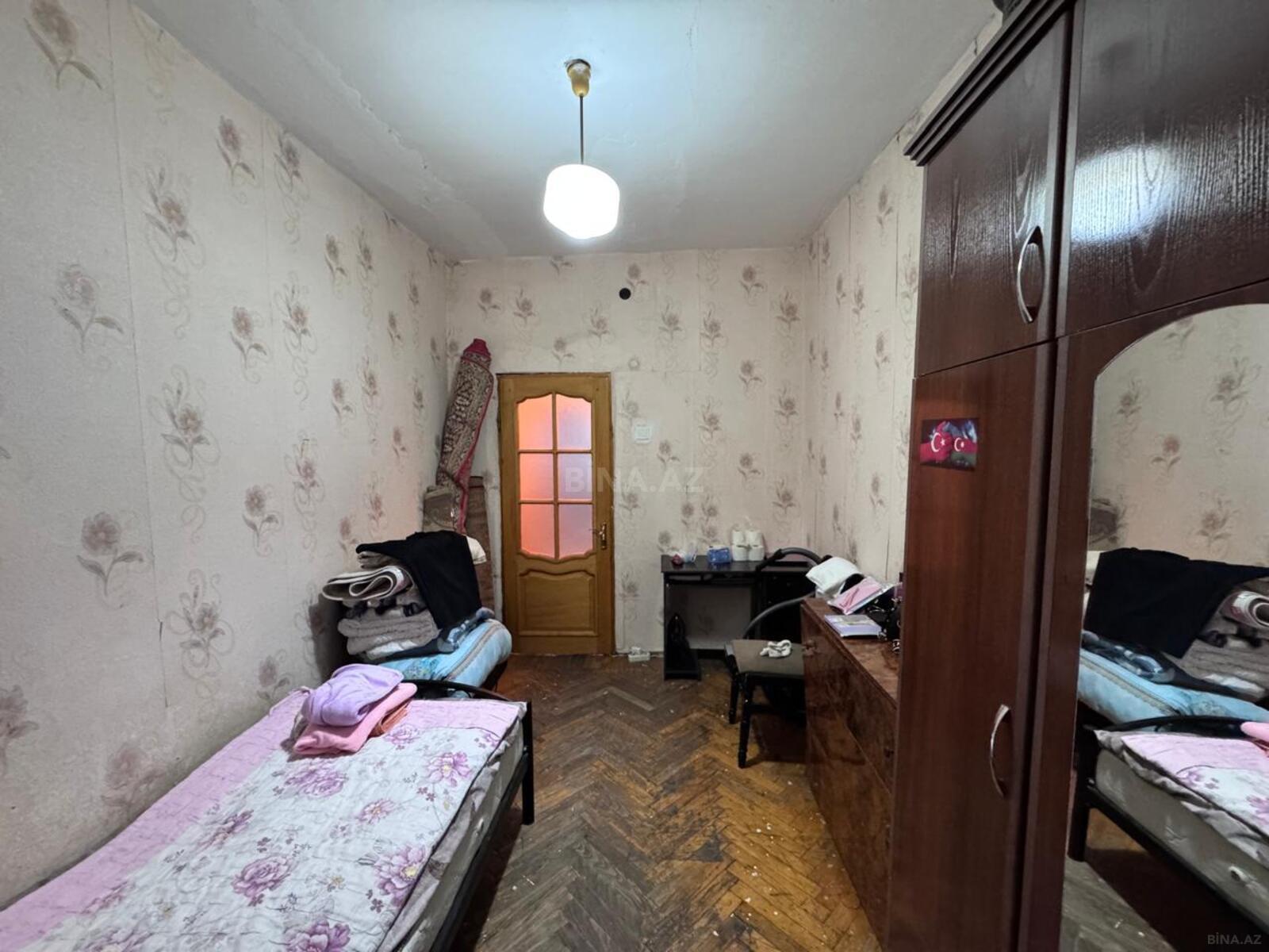 3 otaqlı Köhnə tikili, Azadlıq Prospekti m., Bakı