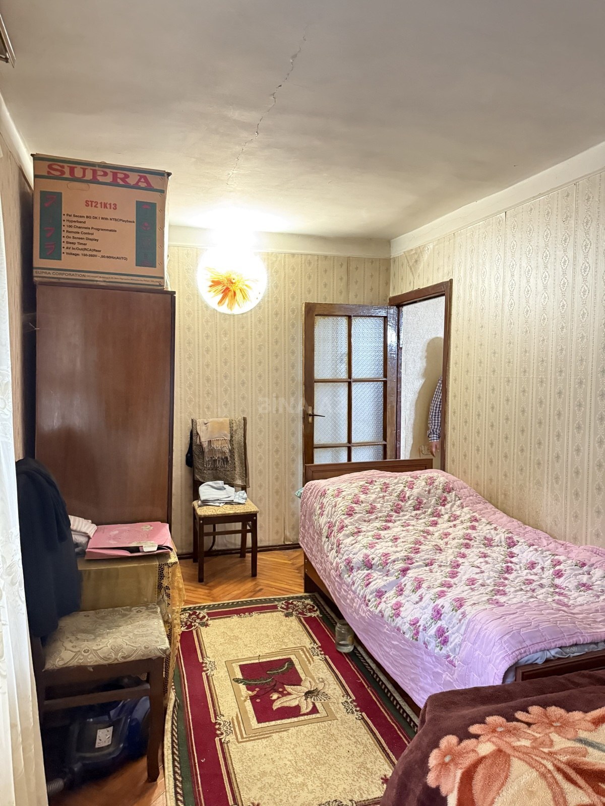 2 otaqlı Köhnə tikili, Elmlər Akademiyası m., Bakı