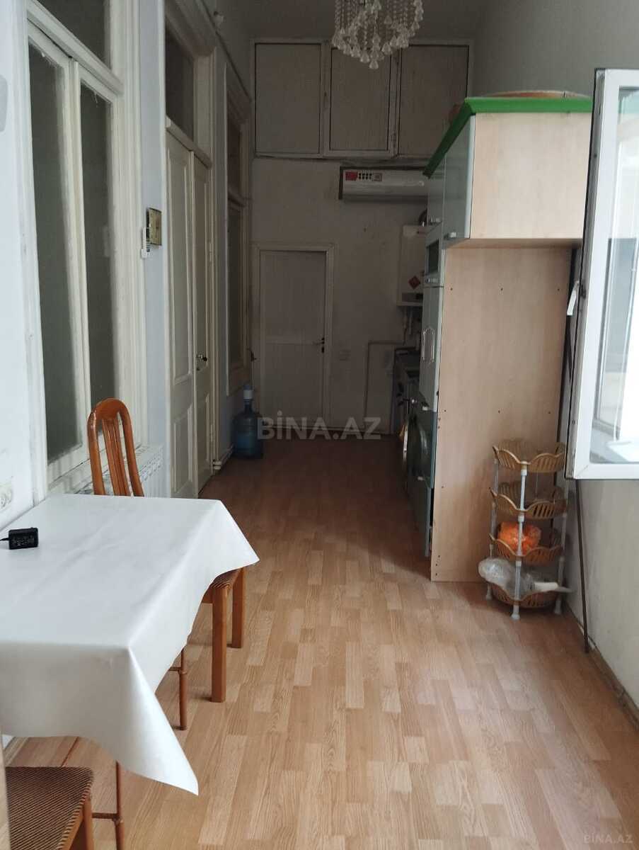2 otaqlı Köhnə tikili, Sahil m., Bakı