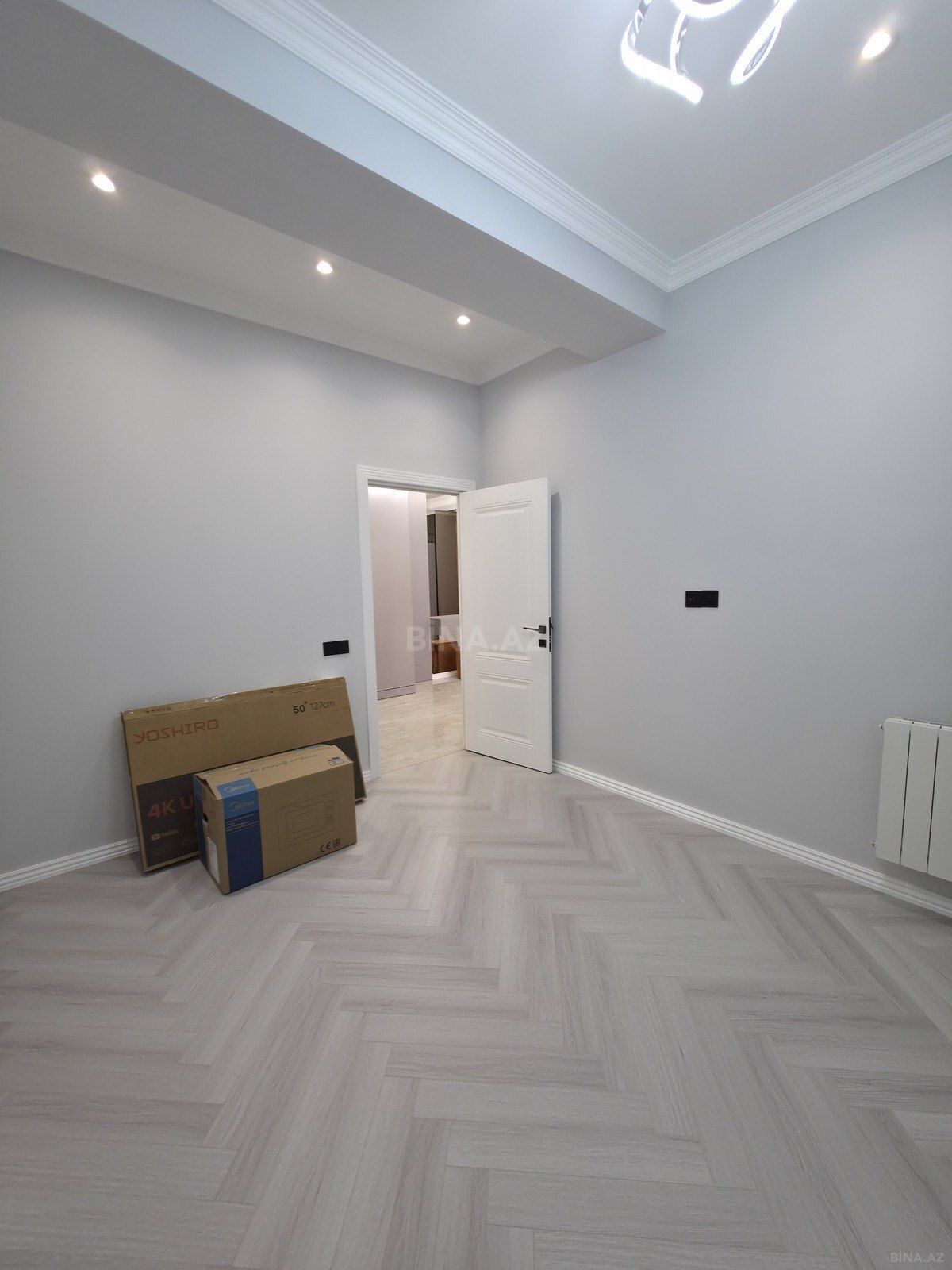 3 otaqlı Yeni tikili, Bakıxanov q., Bakı