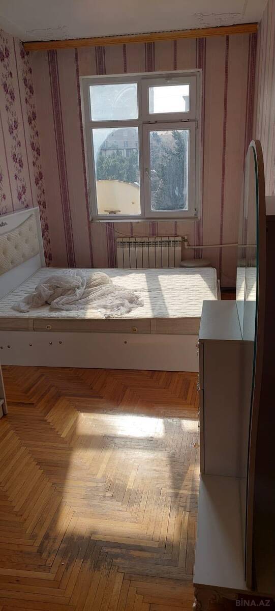 2 otaqlı Köhnə tikili, Memar Əcəmi m., Bakı