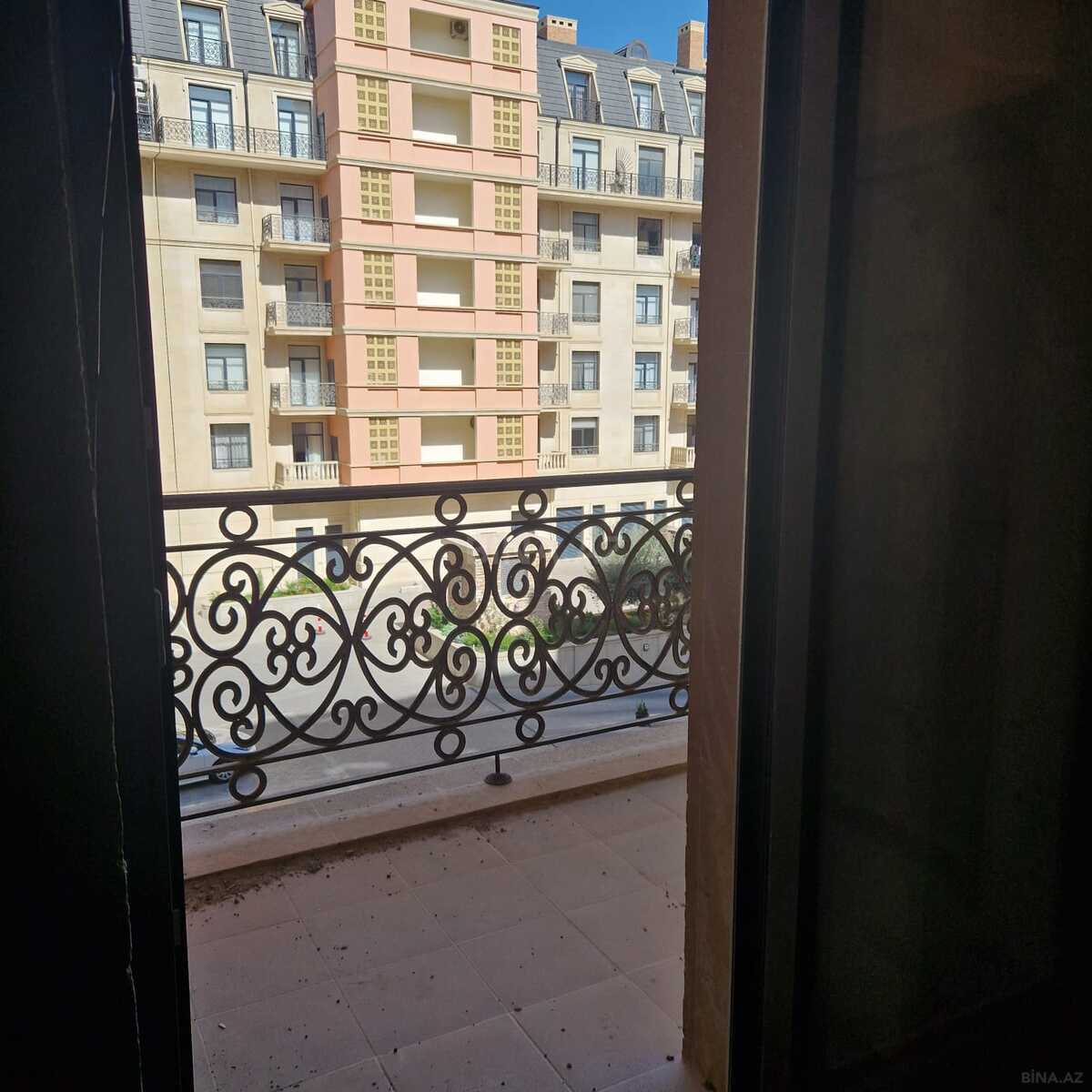 3 otaqlı Yeni tikili, Ağ şəhər q., Bakı